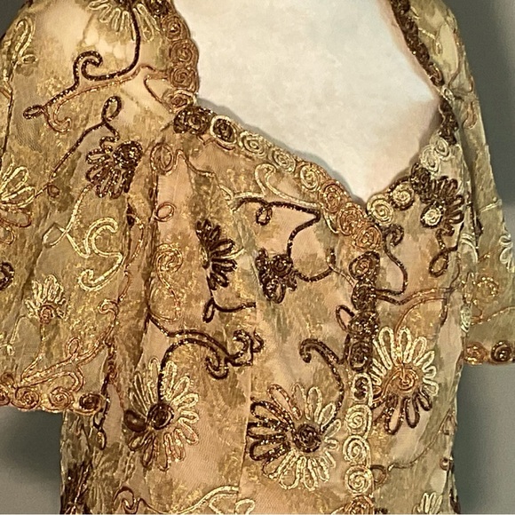 Watters and Watters Mother of the Bride Metallic Floral Embroidered Jacket - Picture 1 of 16